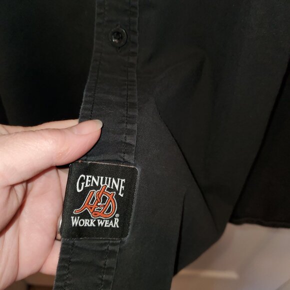 Genuine Harley-Davidson Service Shirt – 2XLT Rare find 😊 Faded but super cool! - Picture 6 of 7